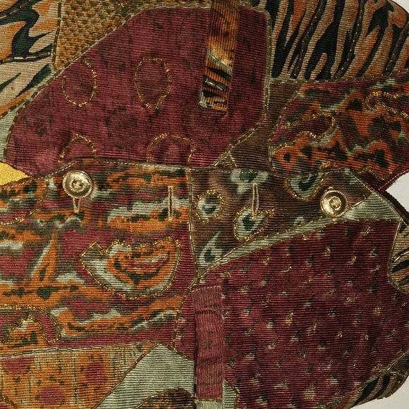 Vest - Picture 2 of 4